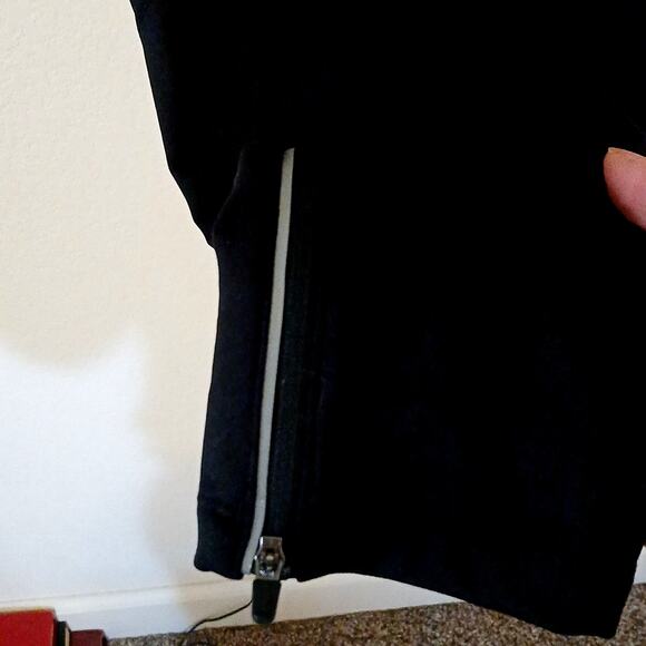 Baleaf workout pants reflective ankle zippers - Picture 3 of 5